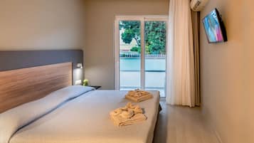 In-room safe, blackout drapes, iron/ironing board, free WiFi