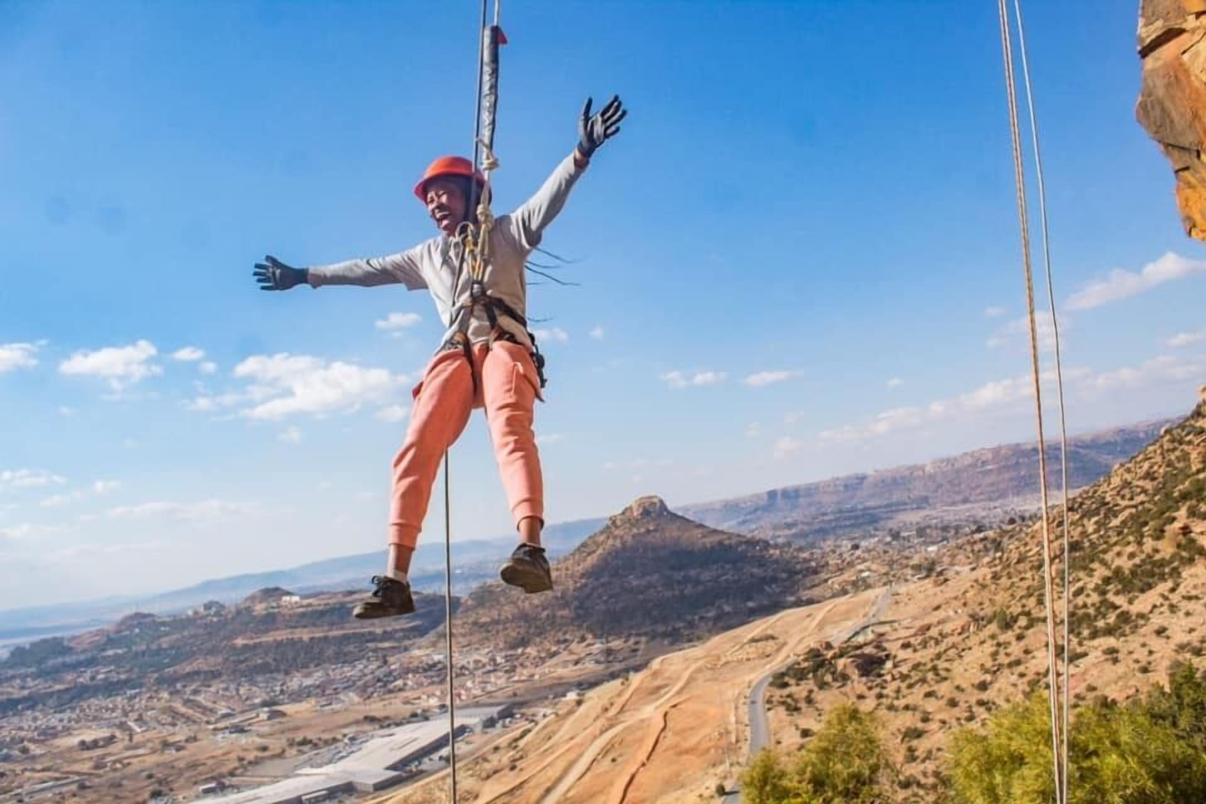 تسلق الصخور بالخارج