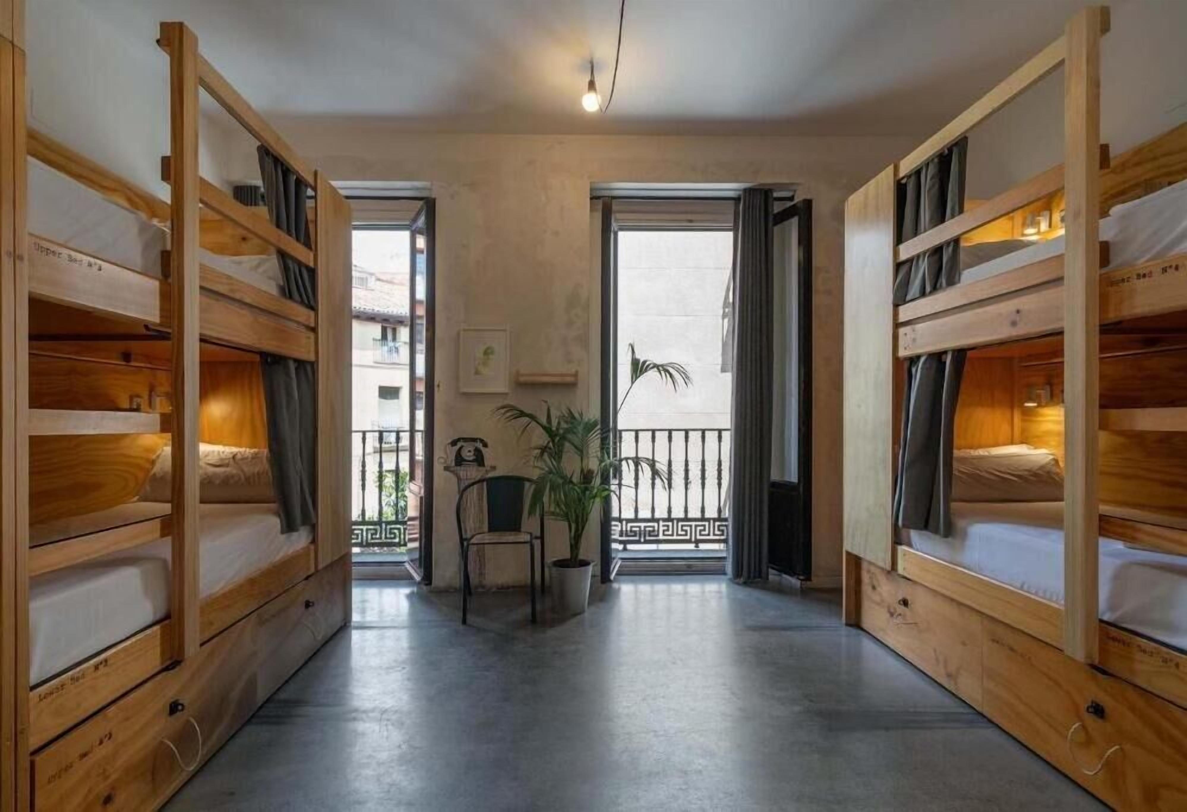 Soundproofing, iron/ironing board, free WiFi