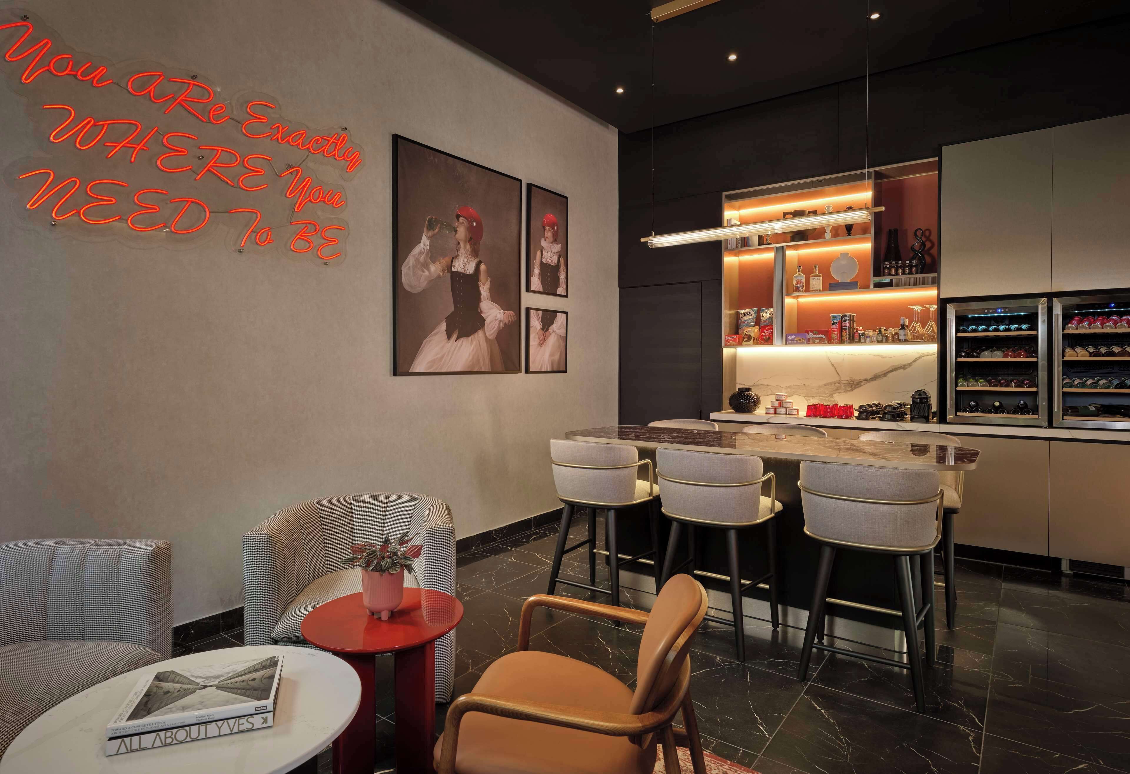 酒吧（店内）