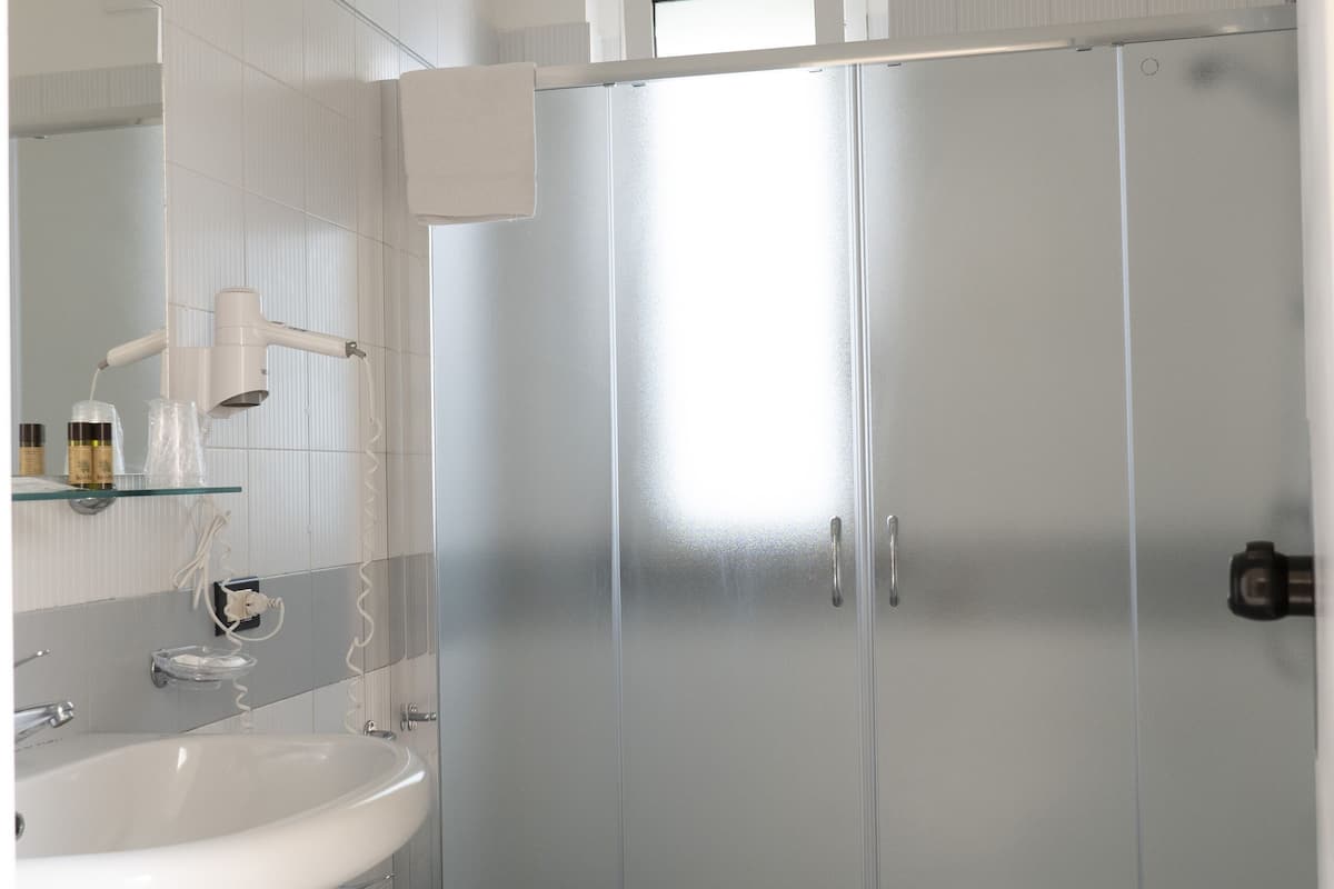 free toiletries, hair dryer, bathrobes, bidet