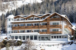 Façana frontal de l'allotjament