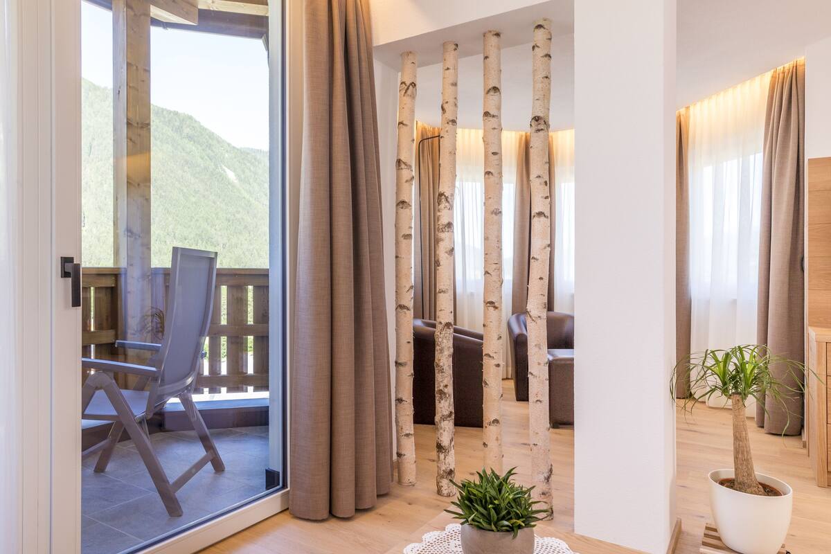 Deluxe Quadruple Room, 1 Bedroom (Turm) | Premium bedding, minibar, in-room safe, desk