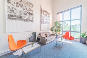 Sala de estar en el lobby