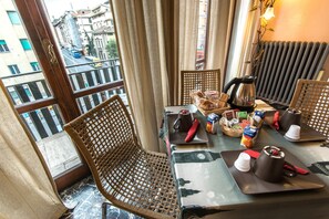 Individually decorated, desk, iron/ironing board, free WiFi - Soggiorno Fortezza Fiorentina (Florence)