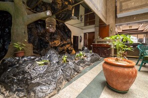 Breakfast, lunch and dinner served  - Marble Arch Hotel (Nairobi)