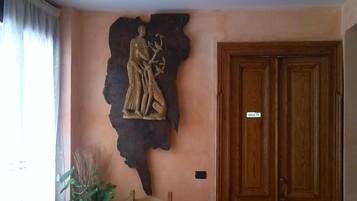 Mittagessen und Abendessen, regionale Küche