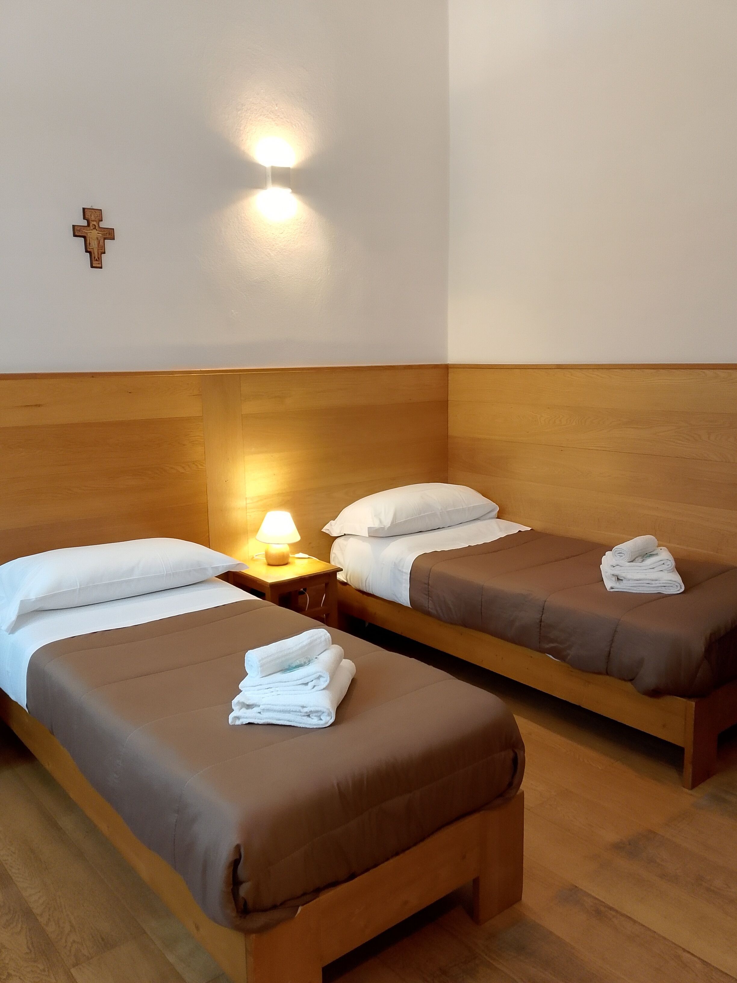 Twin Room, 2 Single Beds