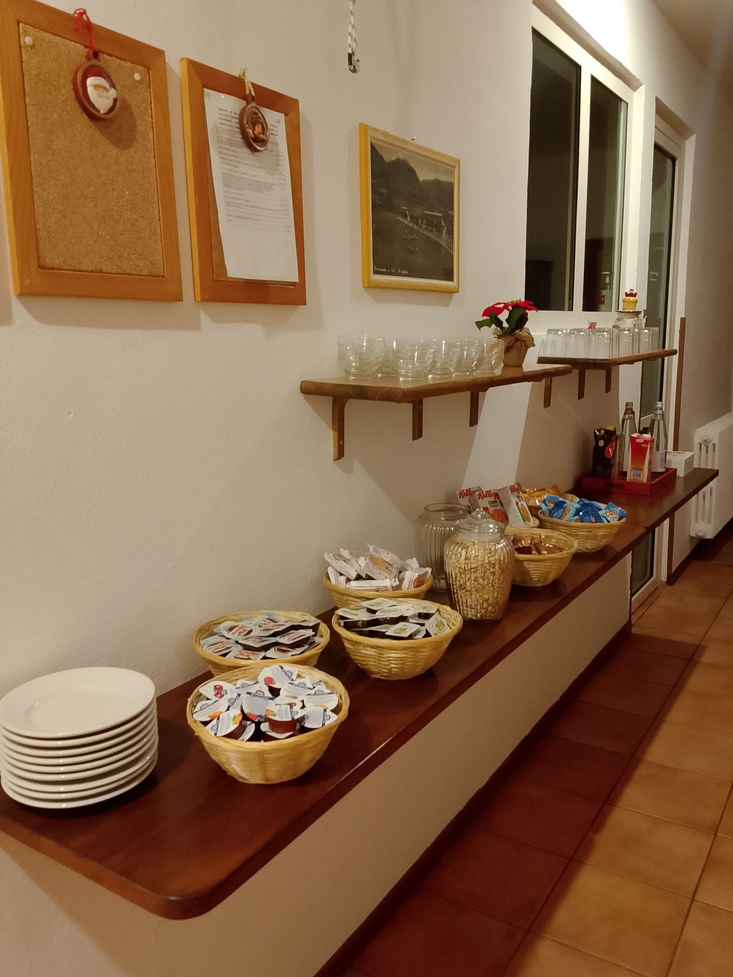 Daily buffet breakfast for a fee