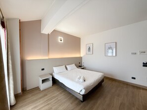 Minibar, desk, blackout drapes, free WiFi - Hotel La Bergamina (Arcore)