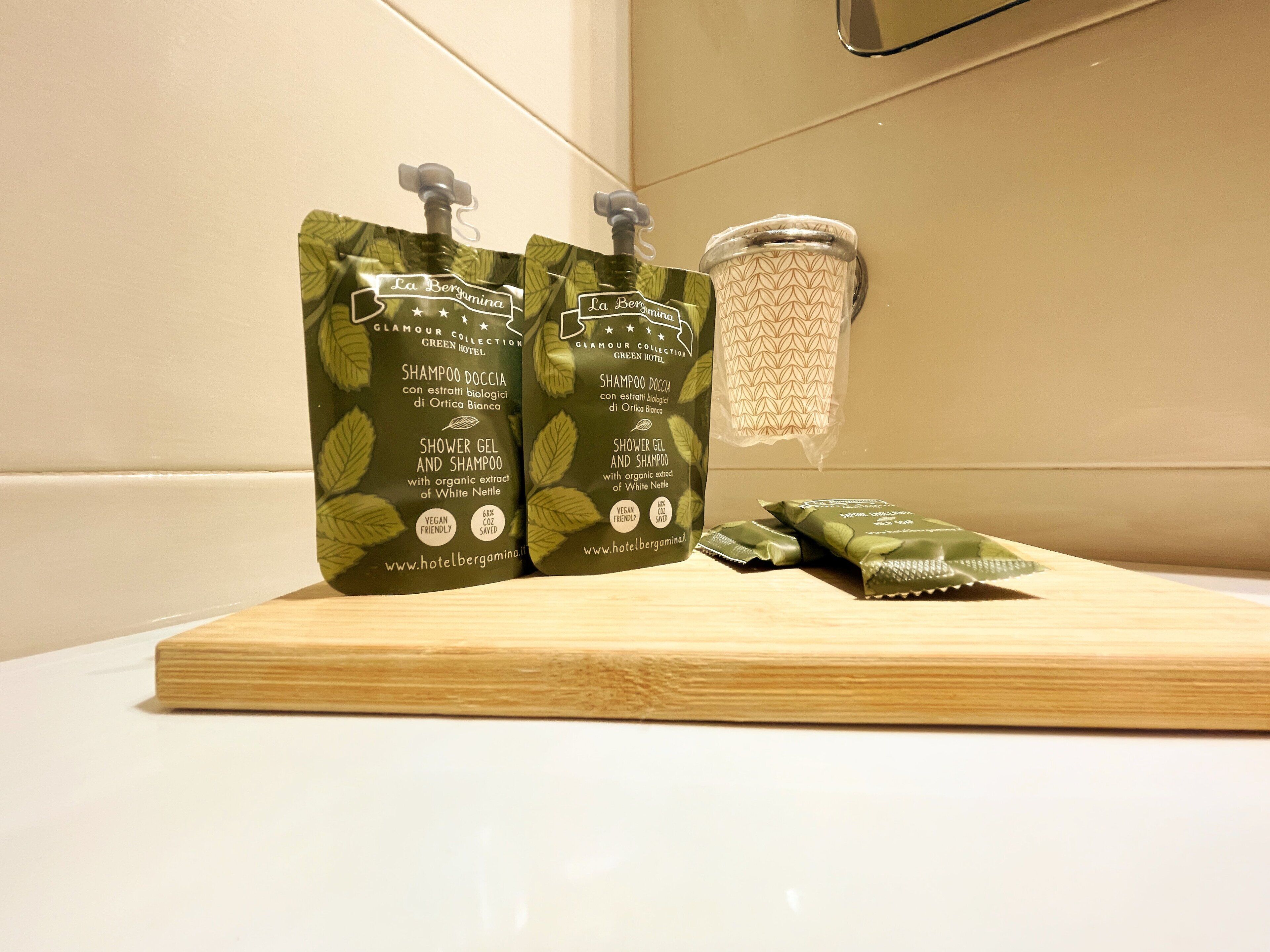 shower, free toiletries, hair dryer, bidet