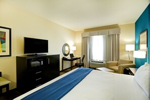 Premium bedding, in-room safe, desk, laptop workspace - Holiday Inn Express Hotel & Suites Houston NW-Brookhollow by IHG (Houston)