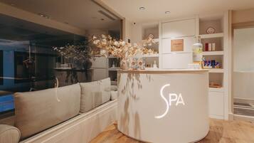 Sauna, steam room, body treatments, hot stone massages