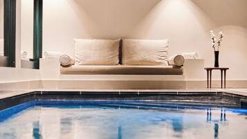 Piscine couverte