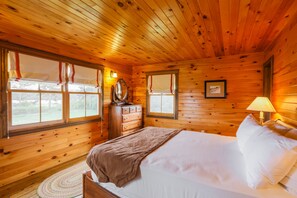 Premium bedding, individually decorated, iron/ironing board - Dalvay by the Sea Hotel (Dalvay)