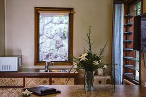 Executive Room | Private kitchen | Fridge, microwave, coffee/tea maker