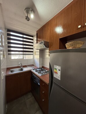 Apartment, 2 Bedrooms (5 pax) | Private kitchen