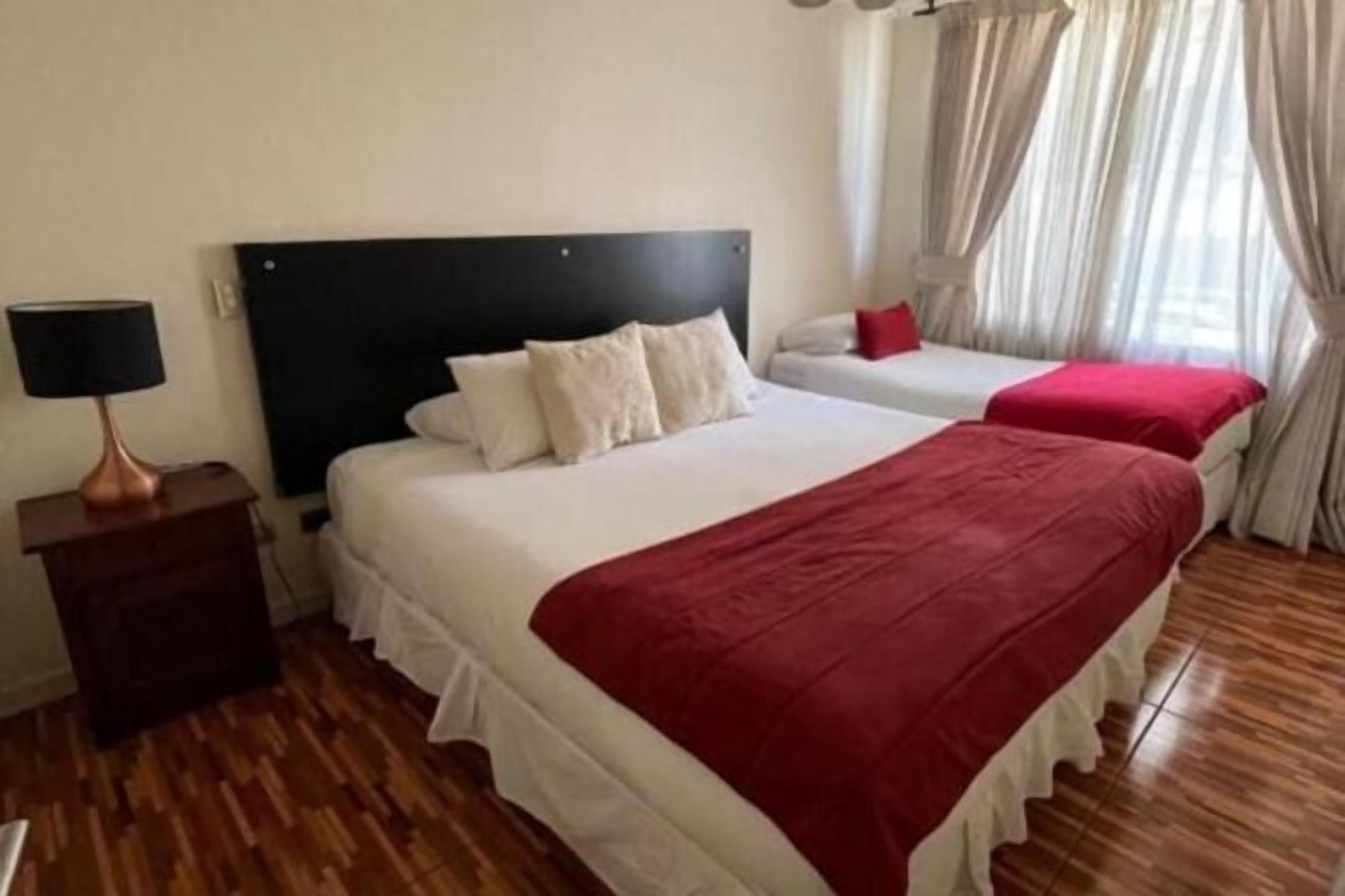 羽绒被、客房内保险箱、特色家居、办公桌