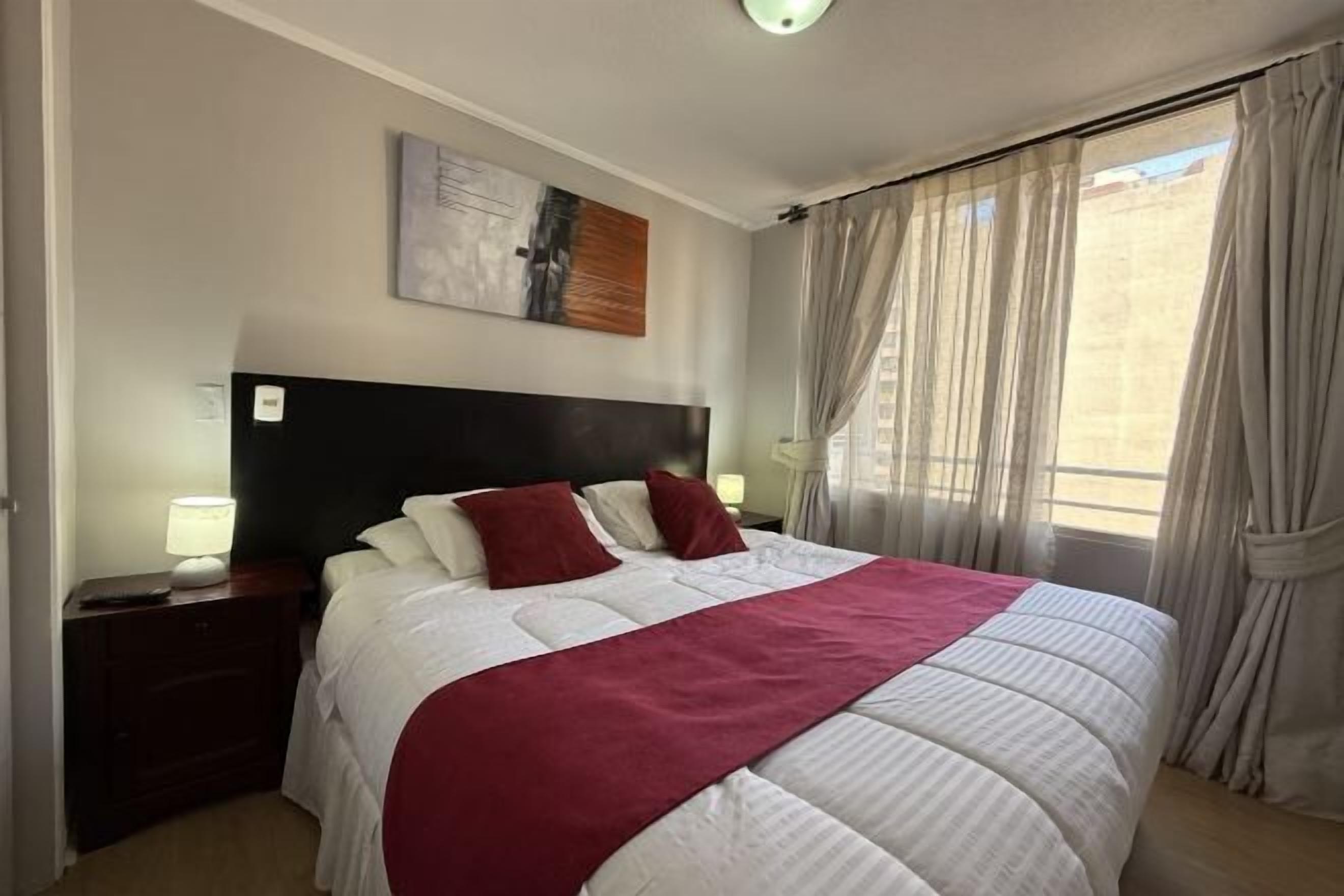 羽绒被、客房内保险箱、特色家居、办公桌