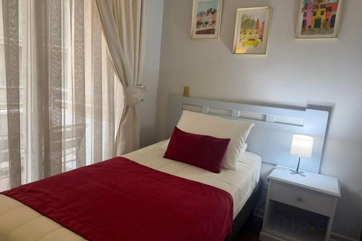 Ropa de cama de alta calidad, cubrecamas y colchones con pillow-top 