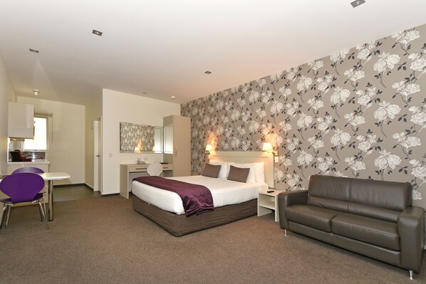 Hochwertige Bettwaren, Select-Comfort-Betten, individuell dekoriert