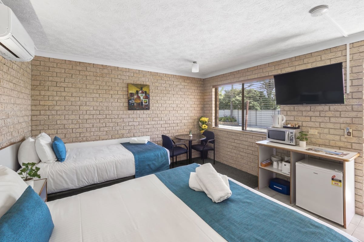 Premium bedding, pillow-top beds, minibar, in-room safe