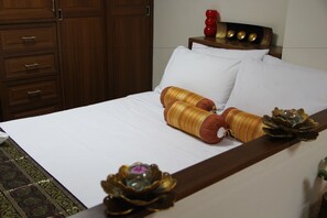 Executive Room | 1 bedroom, in-room safe, blackout drapes, free WiFi - BS Court Boutique Residence (Bangkok)