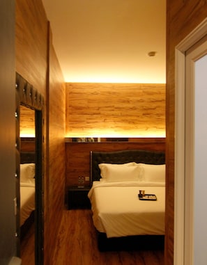 Executive King Room | Soundproofing, iron/ironing board, free WiFi - Hermess Hotel (Johor Bahru)