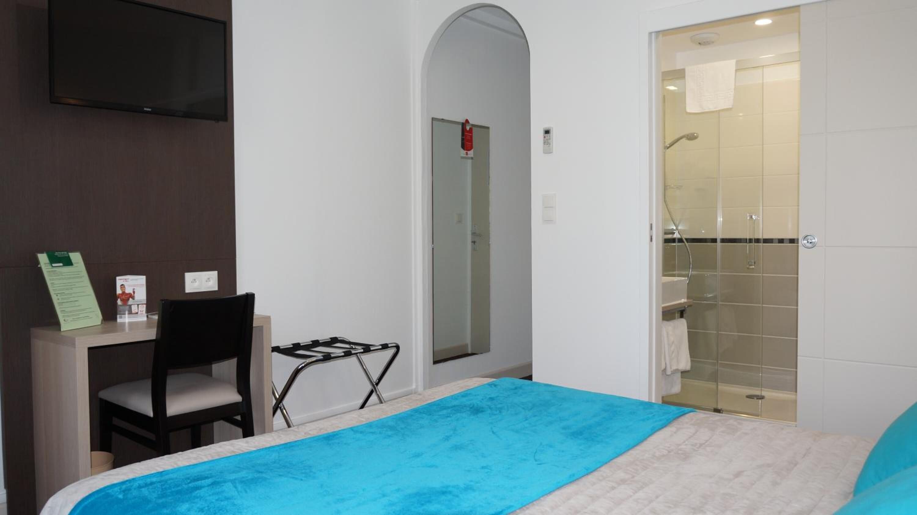 1 bedroom, premium bedding, desk, iron/ironing board