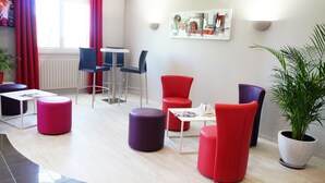 Bar (on property) - Hôtel Robinson (Auch)