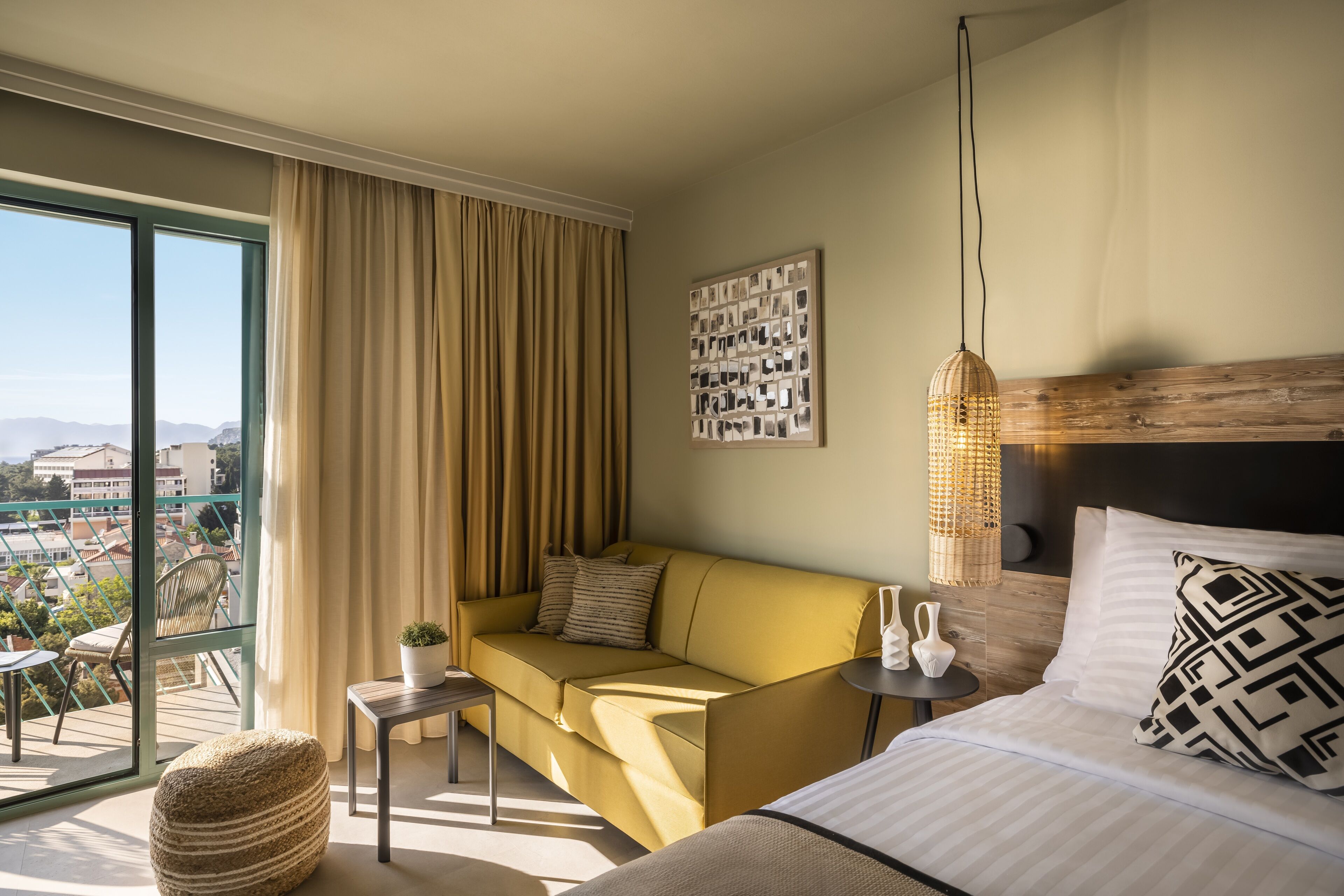 [placesroom] for 2+1 seaside | desk, cots/infant beds, free wifi, bed sheets