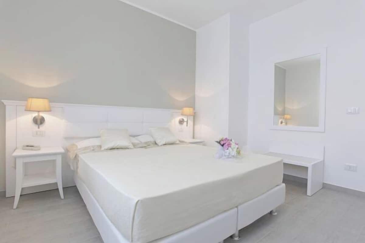 Chambres insonorisées, Wi-Fi gratuit, draps fournis