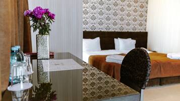 Chambre Standard Double ou avec lits jumeaux | 1 chambre, literie de qualité supérieure, minibar