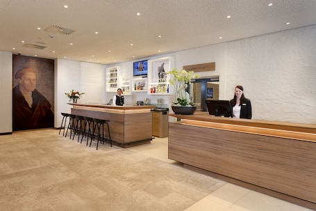 Lobby. Sorat Hotel Saxx Nürnberg
