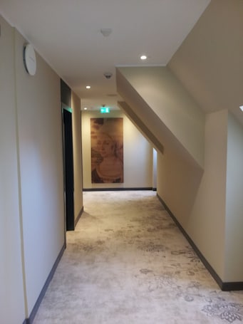 Pasillo. Sorat Hotel Saxx Nürnberg