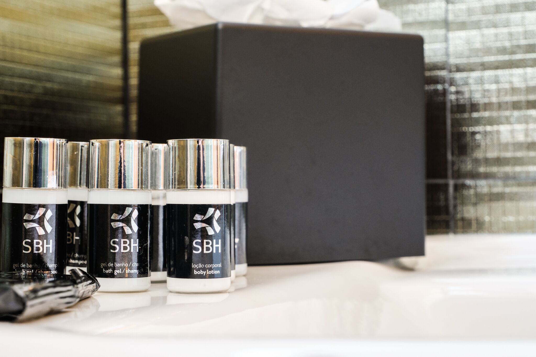 triple room | bathroom | shower, rainfall showerhead, eco-friendly toiletries, hair dryer