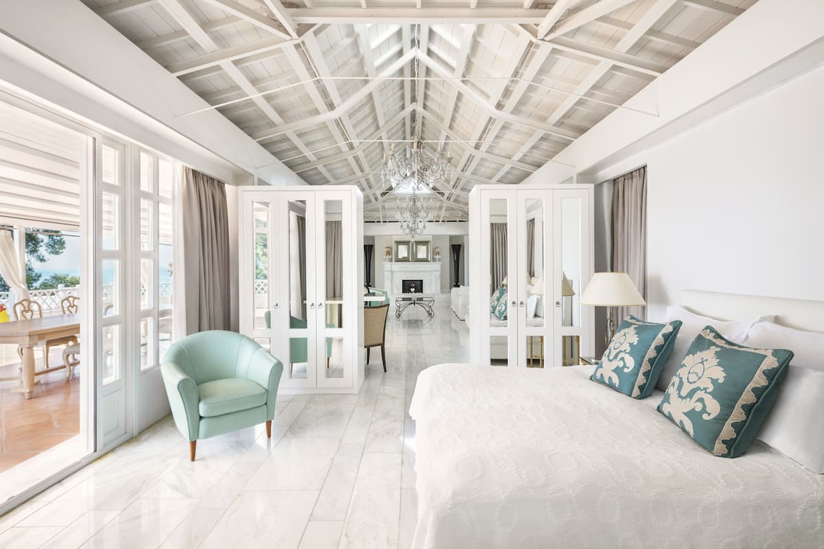 panoramic double or twin room, sea view (seafront penthouse) | 1 bedroom, egyptian cotton sheets, premium bedding, down duvets