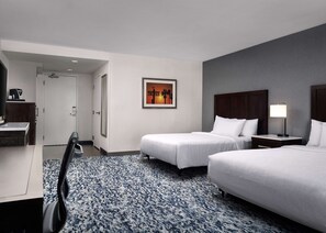 Down duvets, in-room safe, desk, blackout curtains - Hilton Garden Inn Los Angeles/Redondo Beach (Redondo Beach)