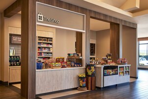 Snack bar