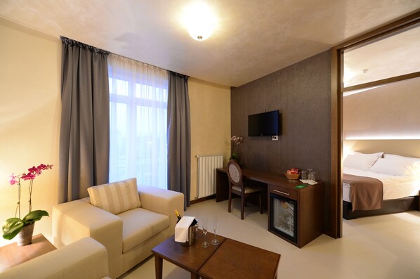 Junior Apartment, 2 Bedrooms | Living area | LED TV - Hotel Majdan (Belgrade)