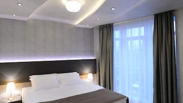 Superior Apartment, 2 Bedrooms | Premium bedding, minibar, in-room safe, individually furnished