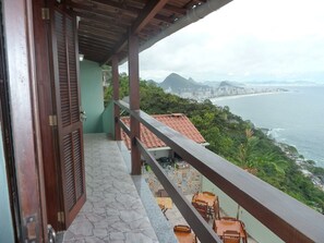 Double Room, Shared Bathroom, Beach View (balcony) | Balcony - Varandas do Vidigal - Hostel (Rio de Janeiro)