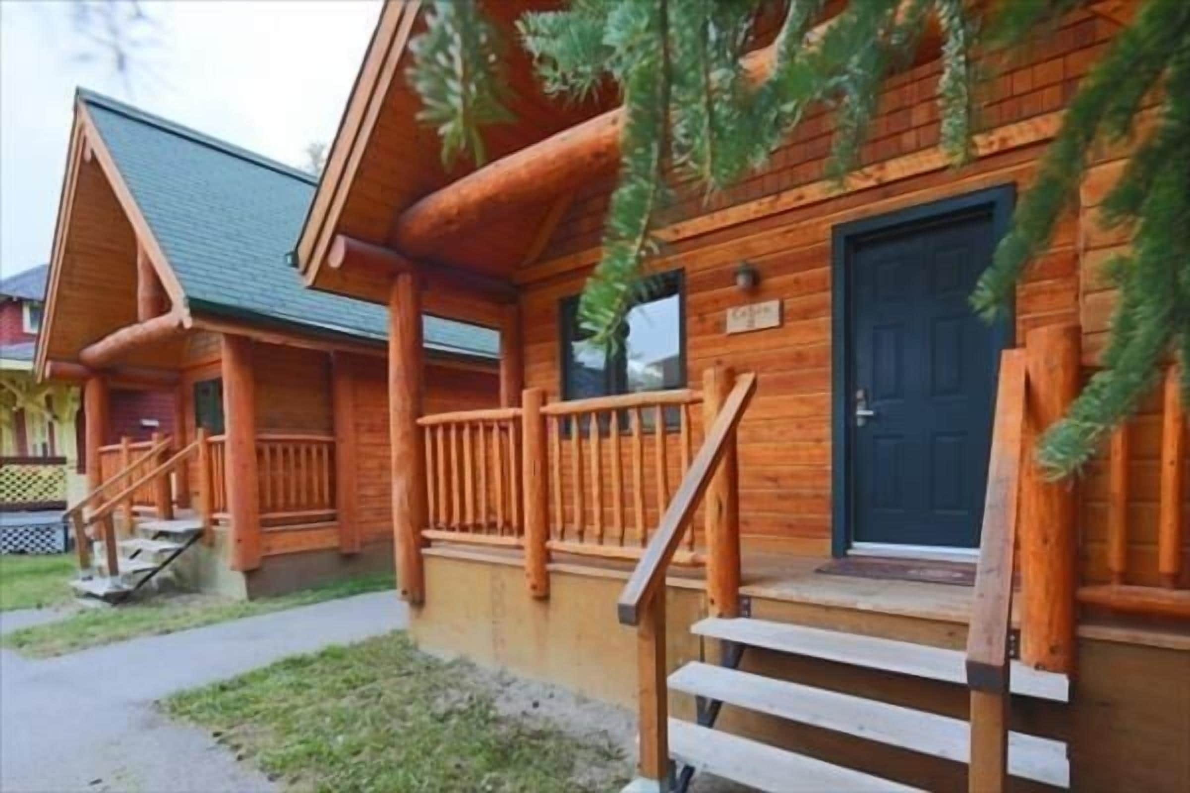 Photo - HI Banff Alpine Centre - Hostel