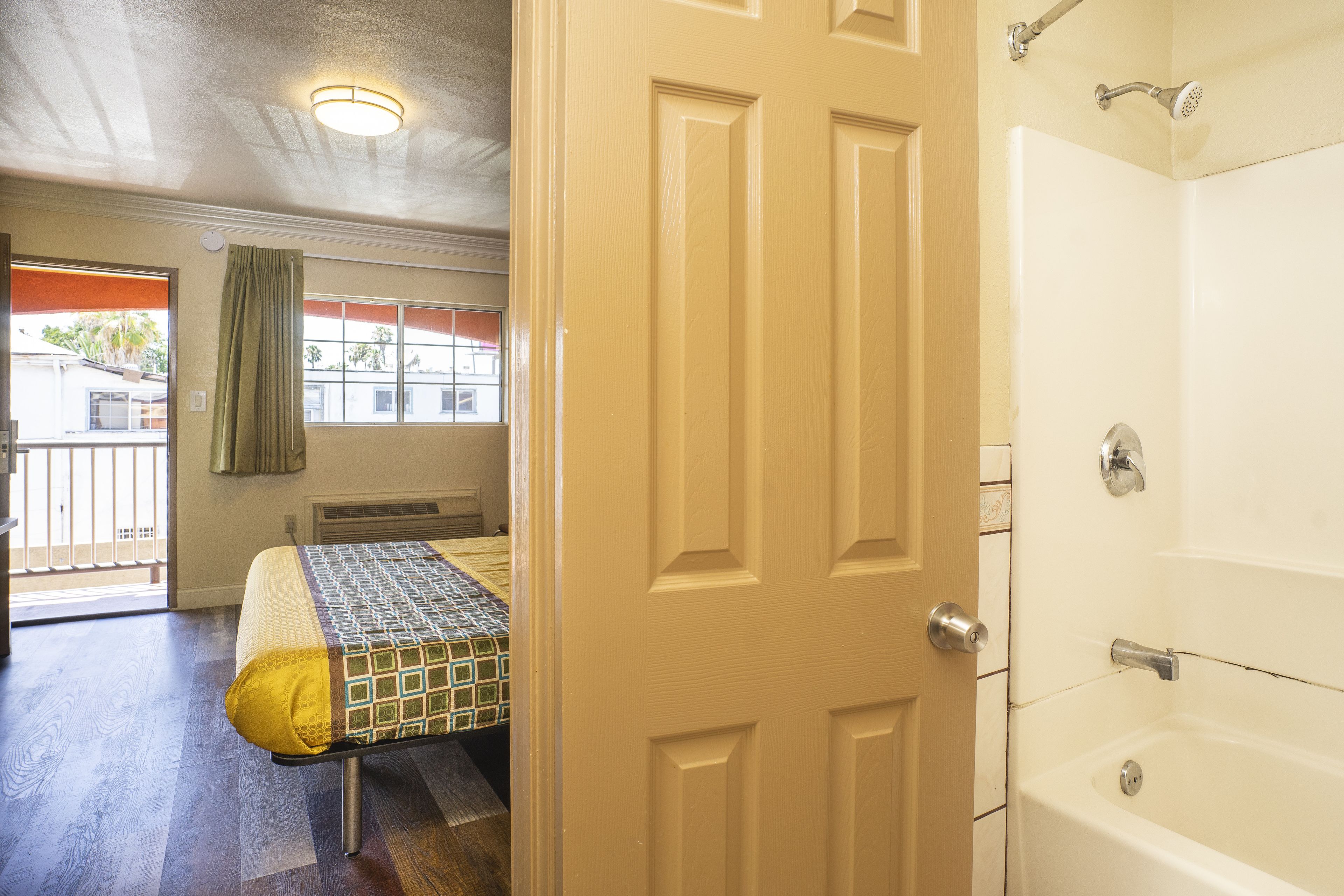 Foto - Economy Inn Hollywood