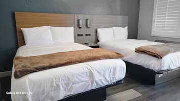 Full XL Double Room Non-Smoking | Premium bedding, down duvets, individually furnished, desk