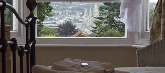 Donnington Guest House