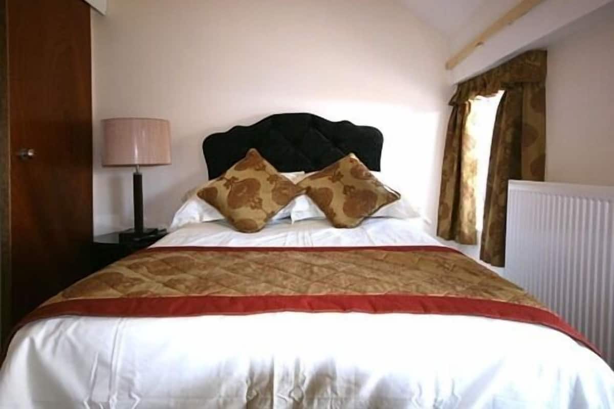 Standard Double Room, Ensuite