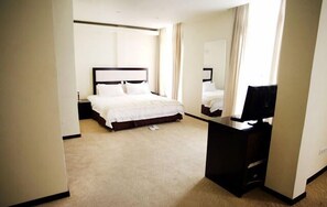 Dundyner, Tempur-Pedic-senger, minibar og individuelt dekorert