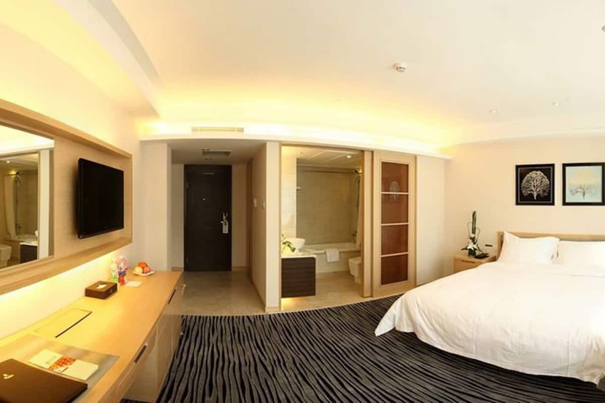 고급 침구, 필로우탑 침대, 미니바, 객실 내 금고