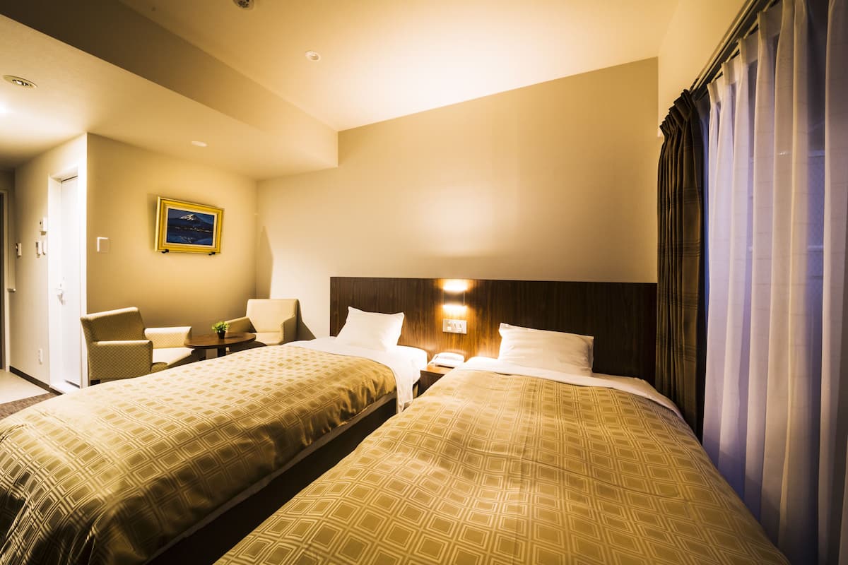 twin room, non smoking | blackout curtains, iron/ironing board, free wifi, bed sheets